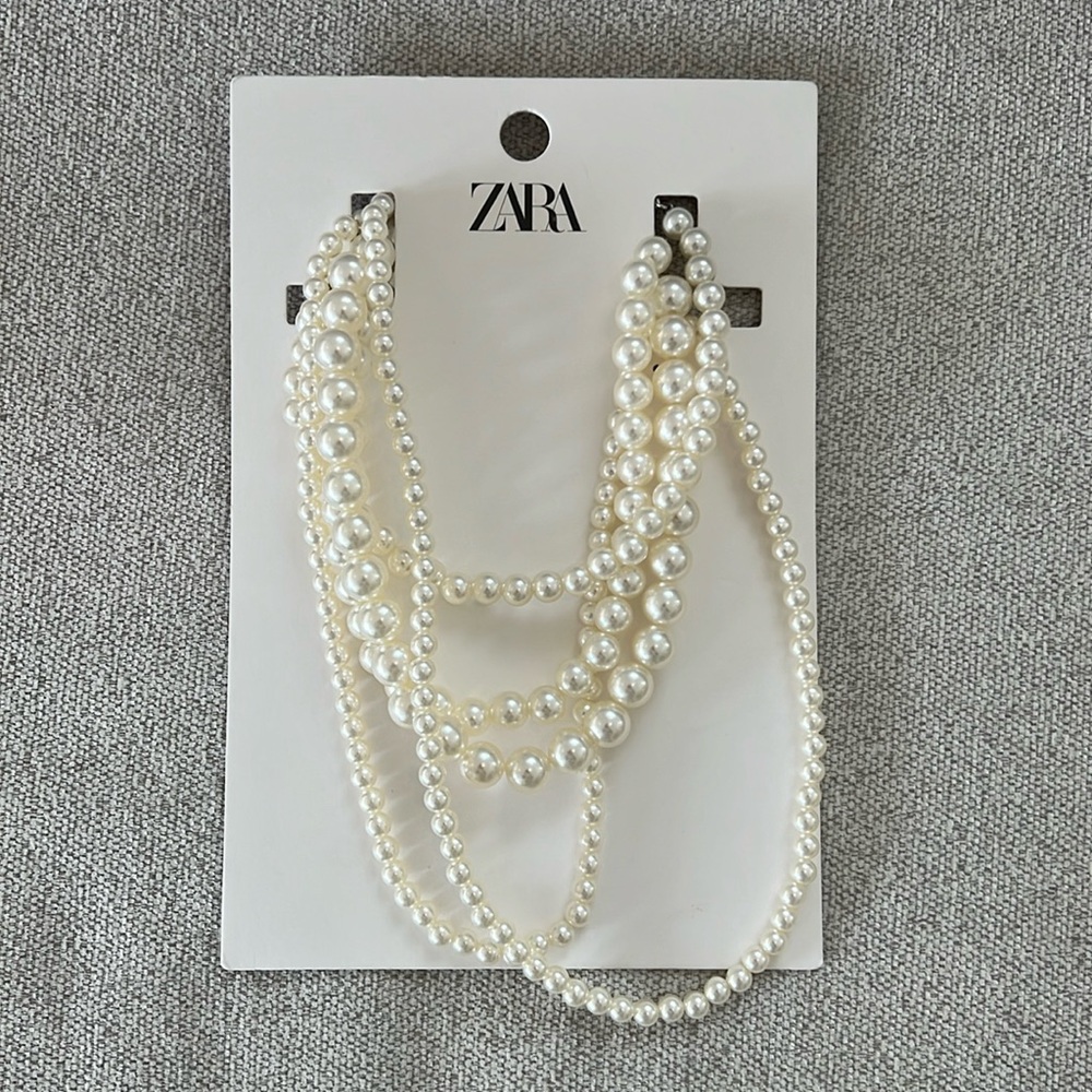 Zara Faux Pearl Necklace